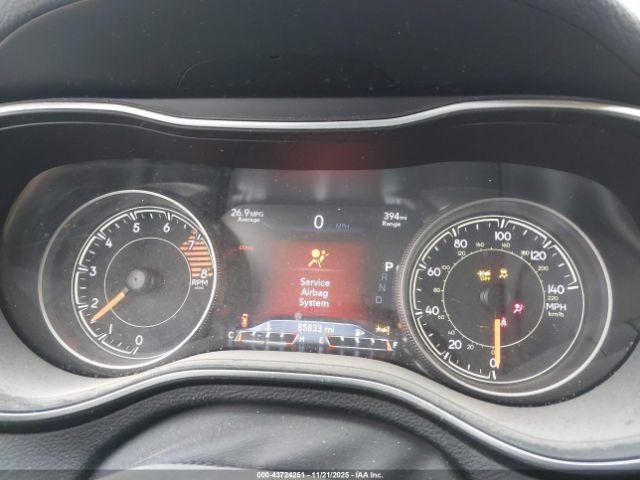 Jeep Cherokee Latitude Lux 4x4 Image 12