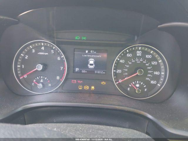 Kia Forte Lxs Image 5