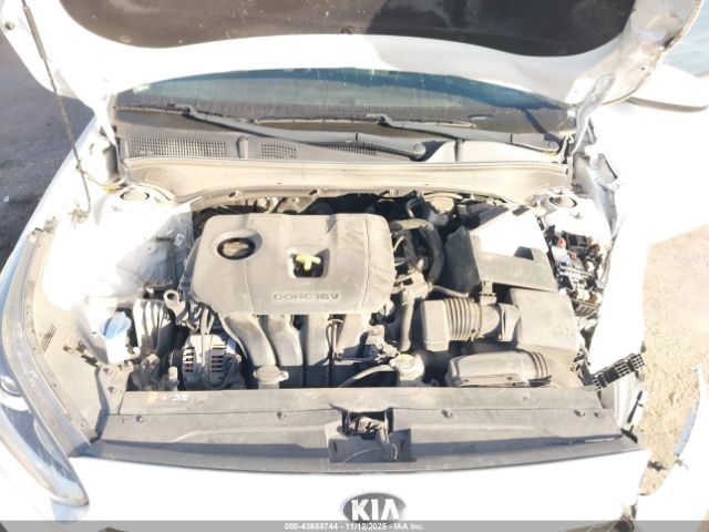 Kia Forte Lxs Image 8