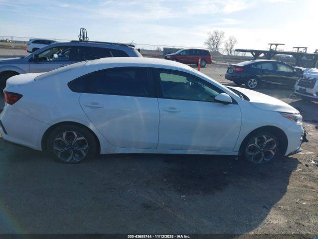 Kia Forte Lxs Image 15