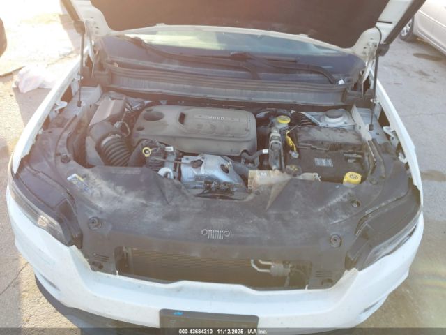 Jeep Cherokee Limited 4x4 Image 19