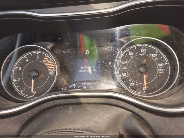 Jeep Cherokee Limited 4x4 Image 11