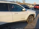 Jeep Cherokee Limited 4x4 Image 9