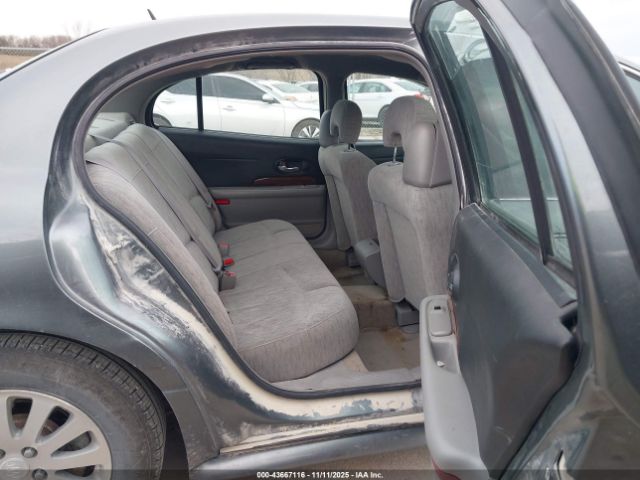 Buick LeSabre Custom Image 12