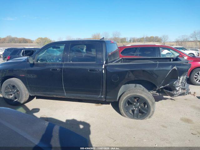 Ram 1500 Night  4x4 5'7 Box Image 13