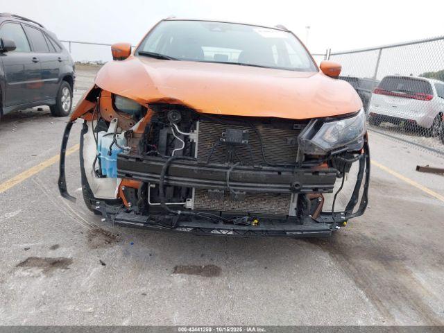 Nissan Rogue Sv Awd Xtronic Cvt Image 7