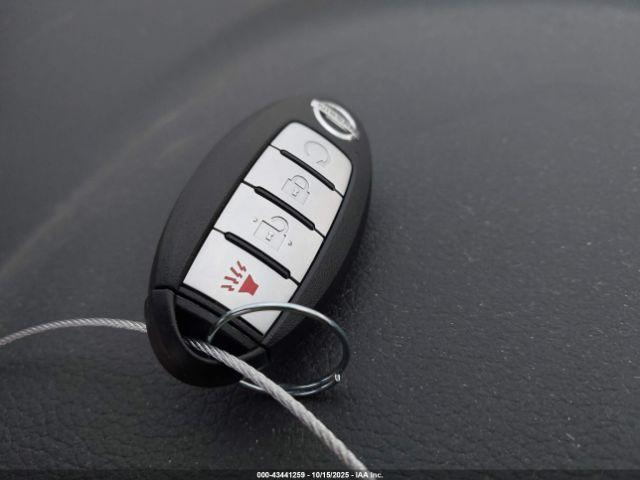 Nissan Rogue Sv Awd Xtronic Cvt Image 10