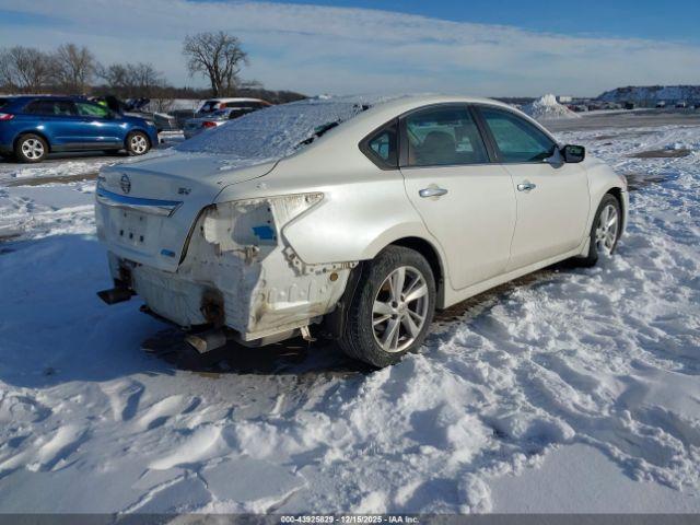 Nissan Altima 2.5 Sv Image 11
