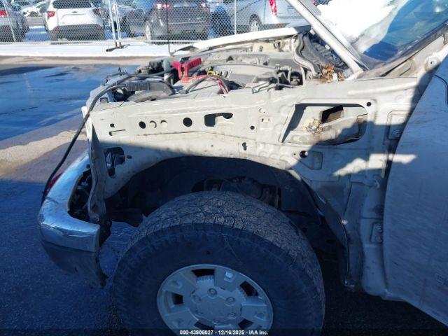 Chevrolet Colorado Ls Image 12