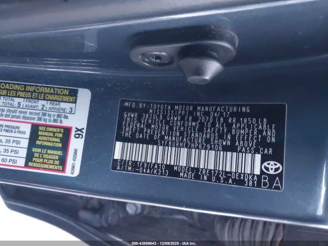 Toyota Corolla L Image 6