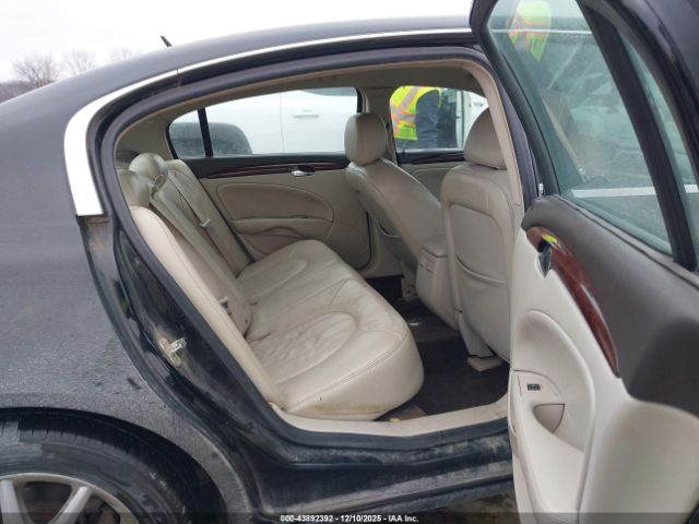 Buick Lucerne Cxl Image 3