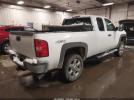 Chevrolet Silverado 2500 Work Truck Image 3