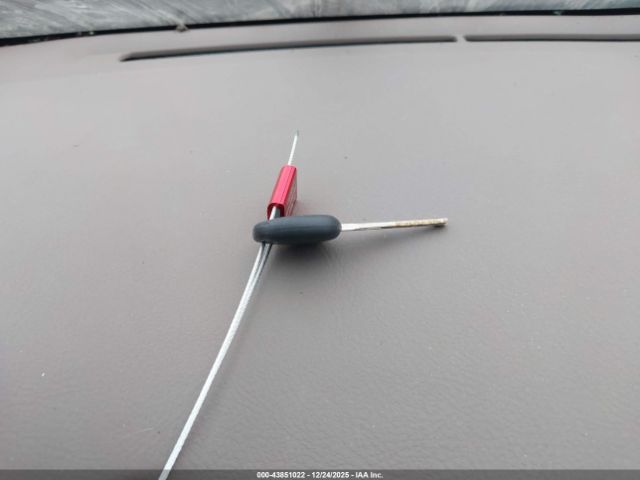 Toyota Corolla Ce Image 6