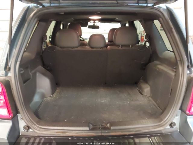 Ford Escape Limited Image 15