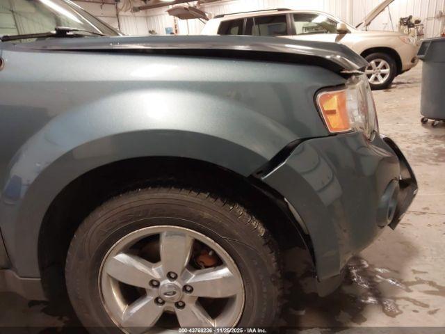 Ford Escape Limited Image 19