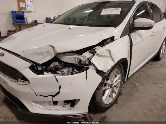 Ford Focus Se Image 14