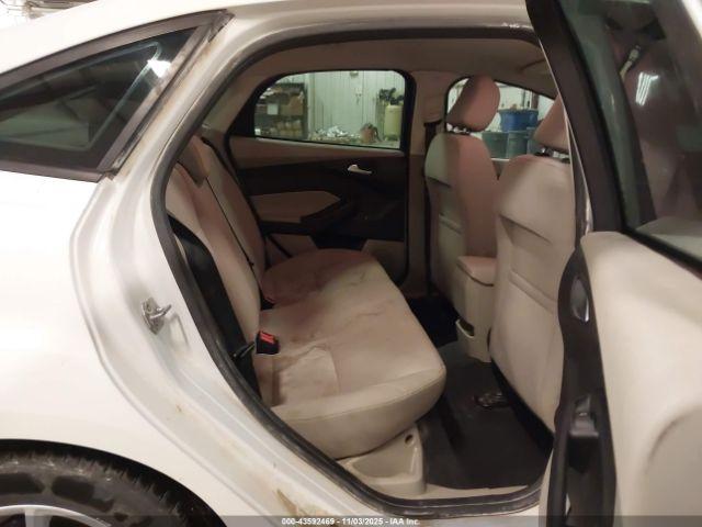 Ford Focus Se Image 11