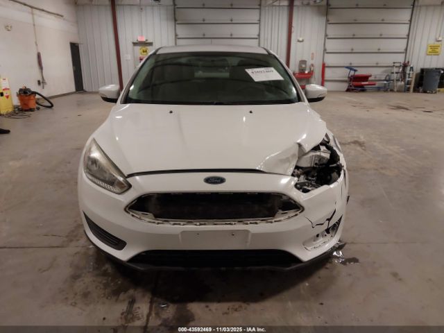 Ford Focus Se Image 4