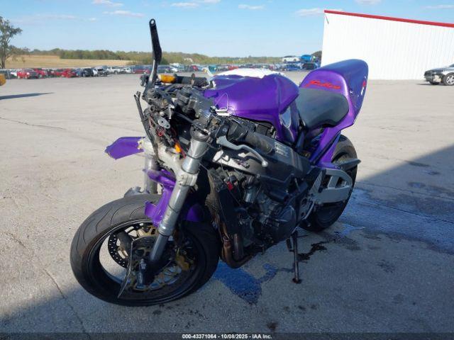 Honda Cbr900 Rr Image 3