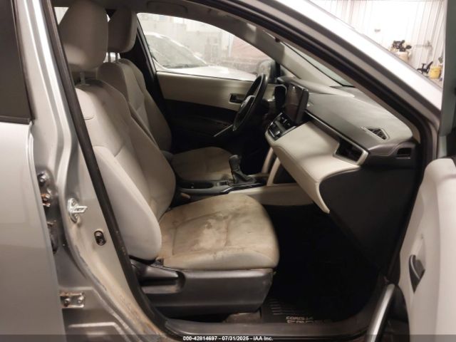 Toyota Corolla L Image 9