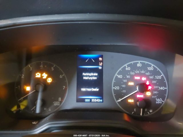 Toyota Corolla L Image 6