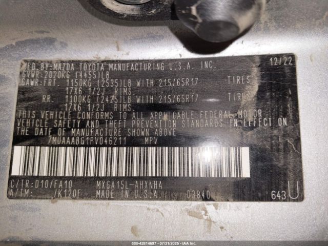 Toyota Corolla L Image 8