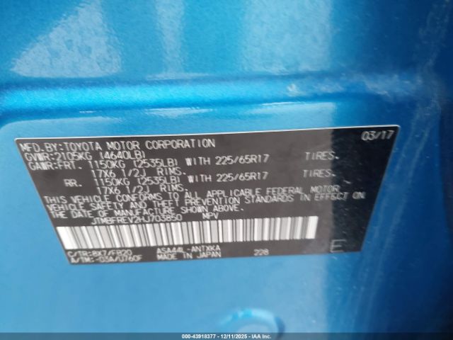 Toyota RAV4 Le Image 10