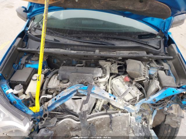 Toyota RAV4 Le Image 13