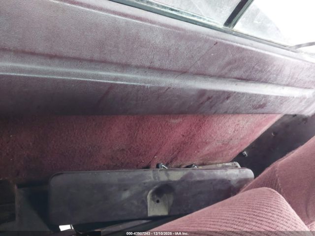 Chevrolet Gmt K2500 Image 9