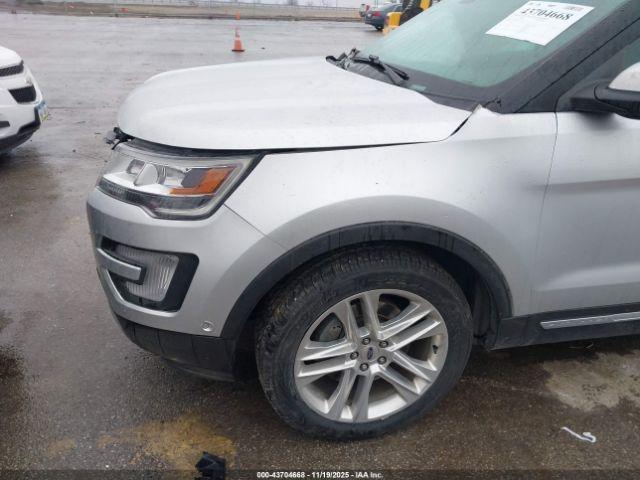 Ford Explorer Limited Image 14