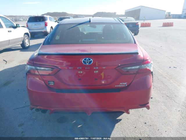 Toyota Camry Xse Hybrid Image 14