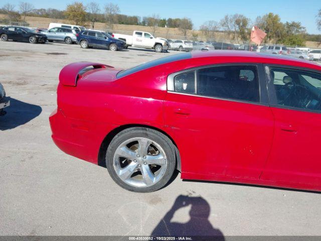 Dodge Charger Image 13