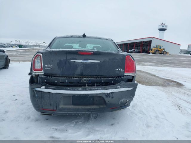 Chrysler 300c Awd Image 9