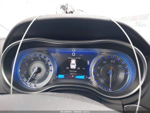 Chrysler 300c Awd Image 10