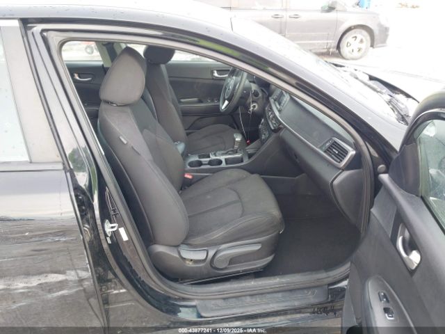 Kia Optima Lx Image 16