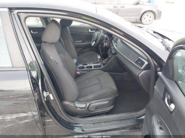 Kia Optima Lx Image 16