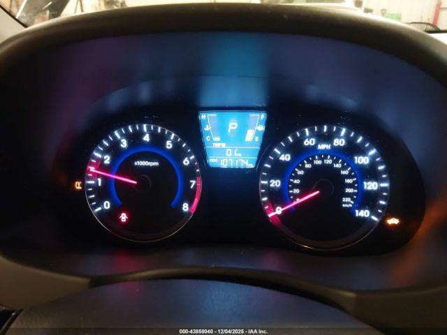 Hyundai ACCENT Se Image 13