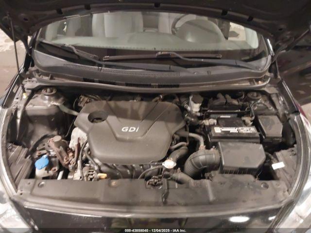 Hyundai ACCENT Se Image 11