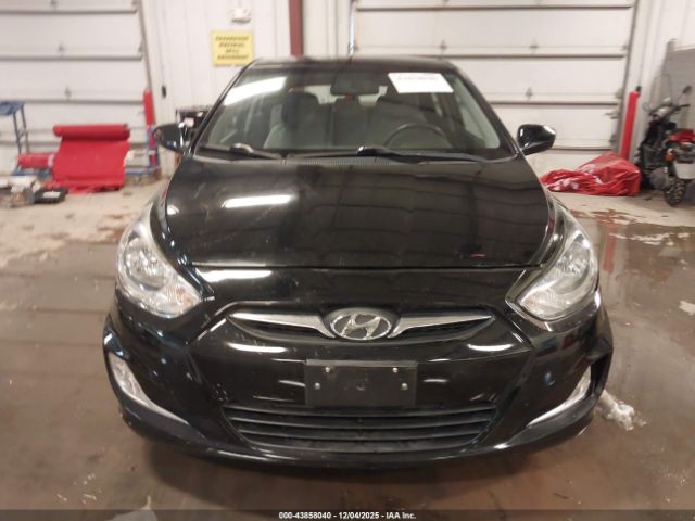 Hyundai ACCENT Se Image 2