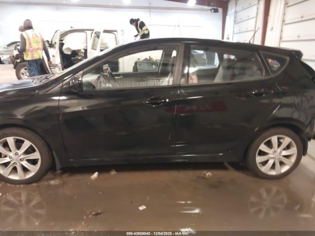 Hyundai ACCENT Se Image 7
