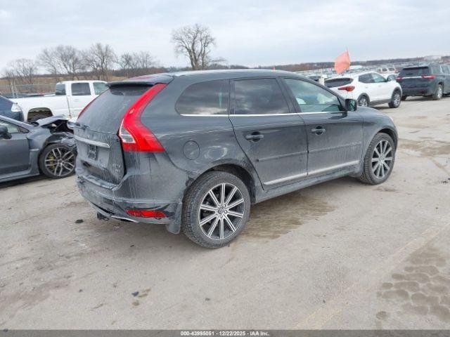 Volvo XC60 T6 Platinum Image 15