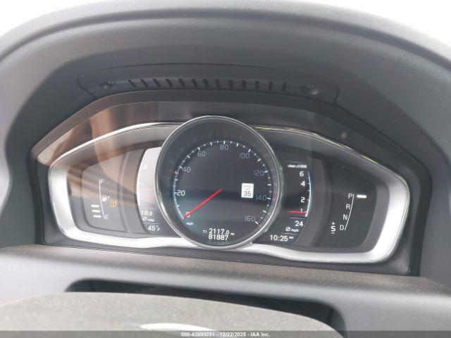 Volvo XC60 T6 Platinum Image 10