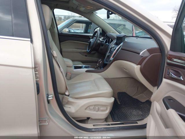 Cadillac SRX Luxury Collection Image 4