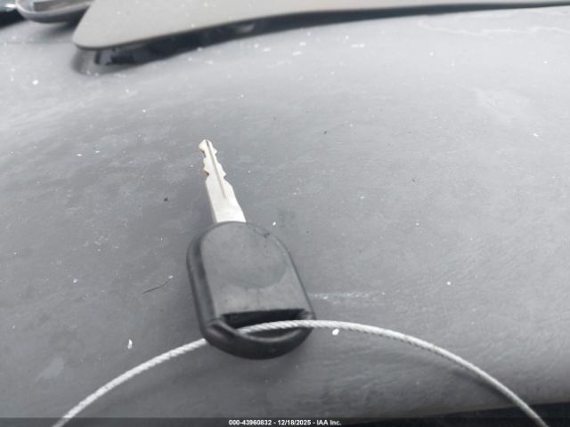 Ford Taurus Lx Image 11