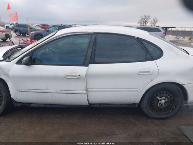 Ford Taurus Lx Image 10