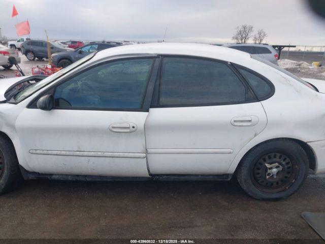 Ford Taurus Lx Image 10