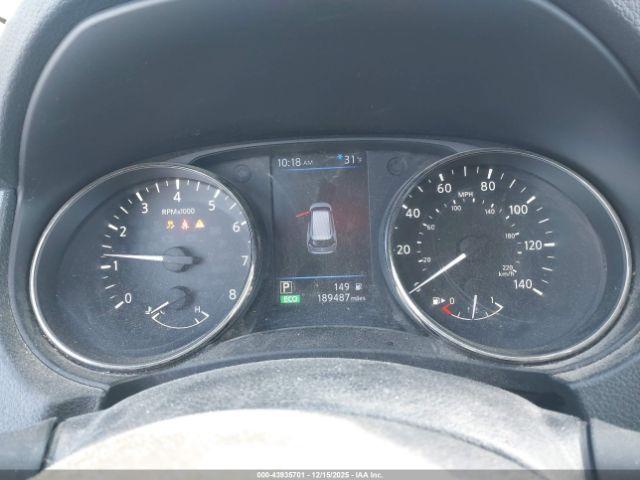 Nissan Rogue Sv Image 19