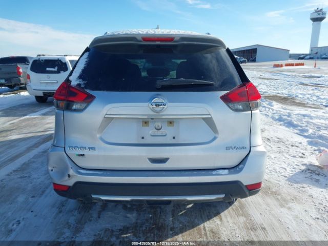 Nissan Rogue Sv Image 13