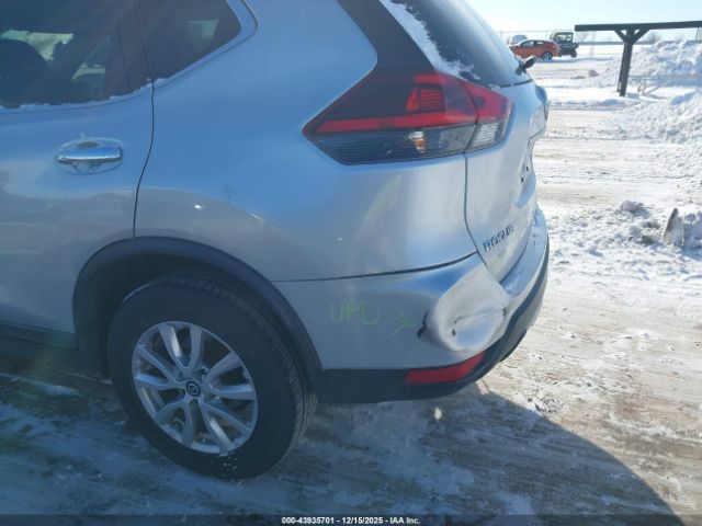 Nissan Rogue Sv Image 18