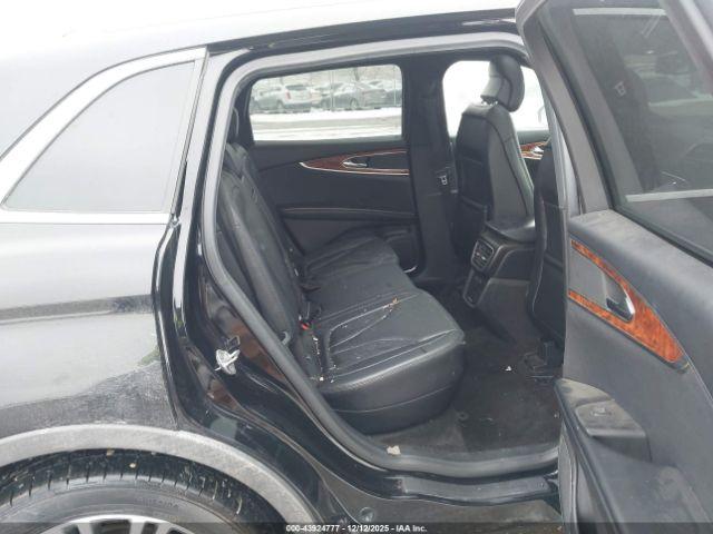 Lincoln MKX Reserve Image 11